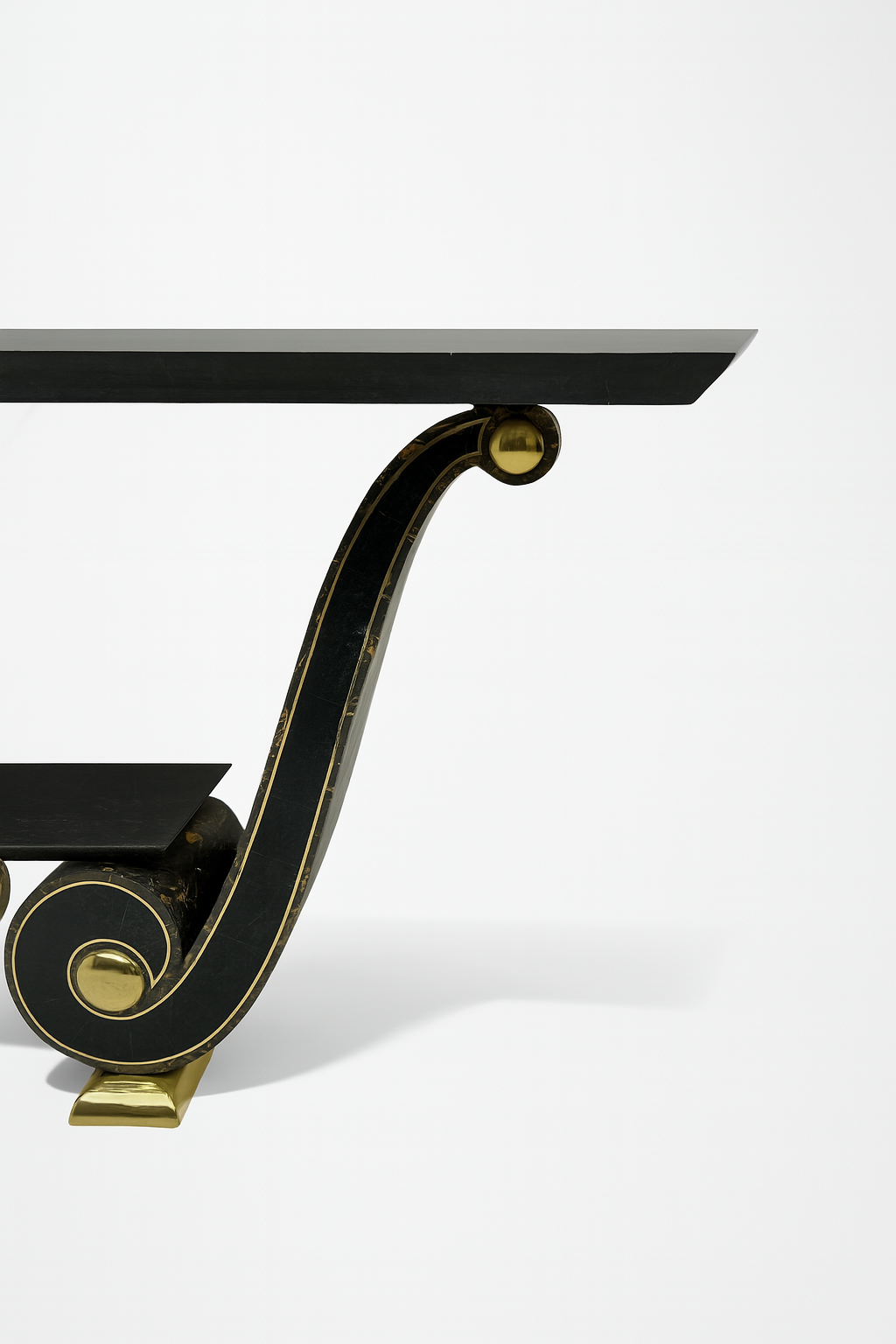 Ravenna Scroll Black & Gold Server