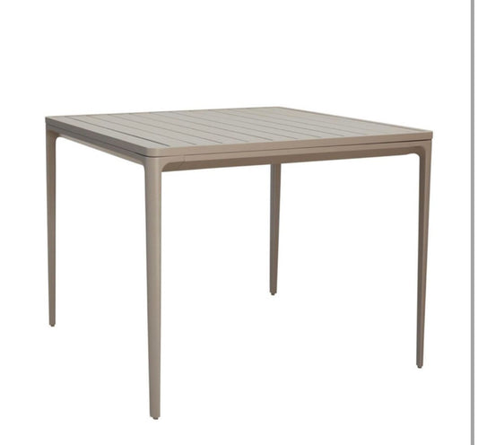 Serengeti Earth Table Outdoor